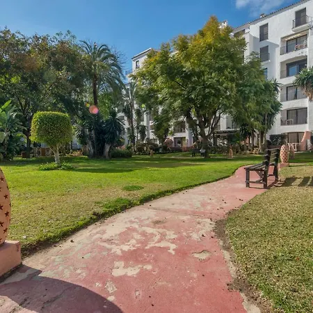 Jardines Del Puerto Apartment Marbella